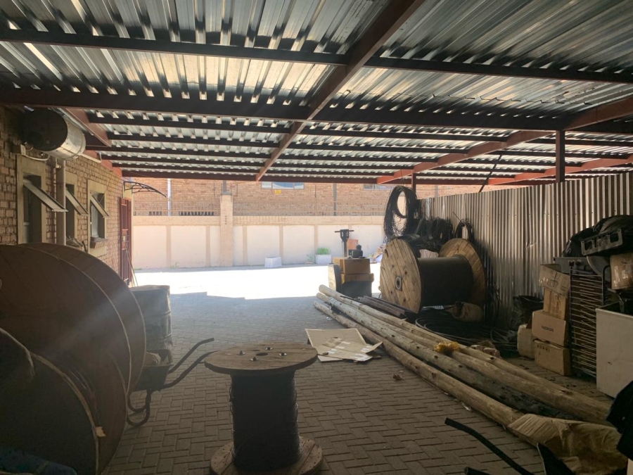 To Let commercial Property for Rent in Oos Einde Free State